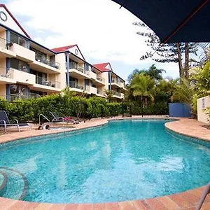 montana-palms-holiday-apartments-gold-coast.queenslandhotels.net/