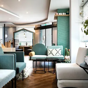 3* Otel Eiffel Saint Charles