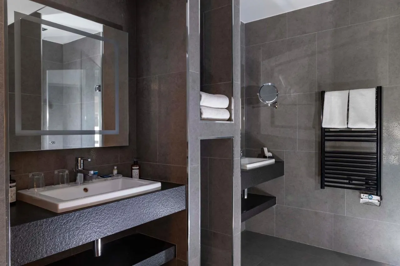 ****  Hotel Opera Liege Paris France