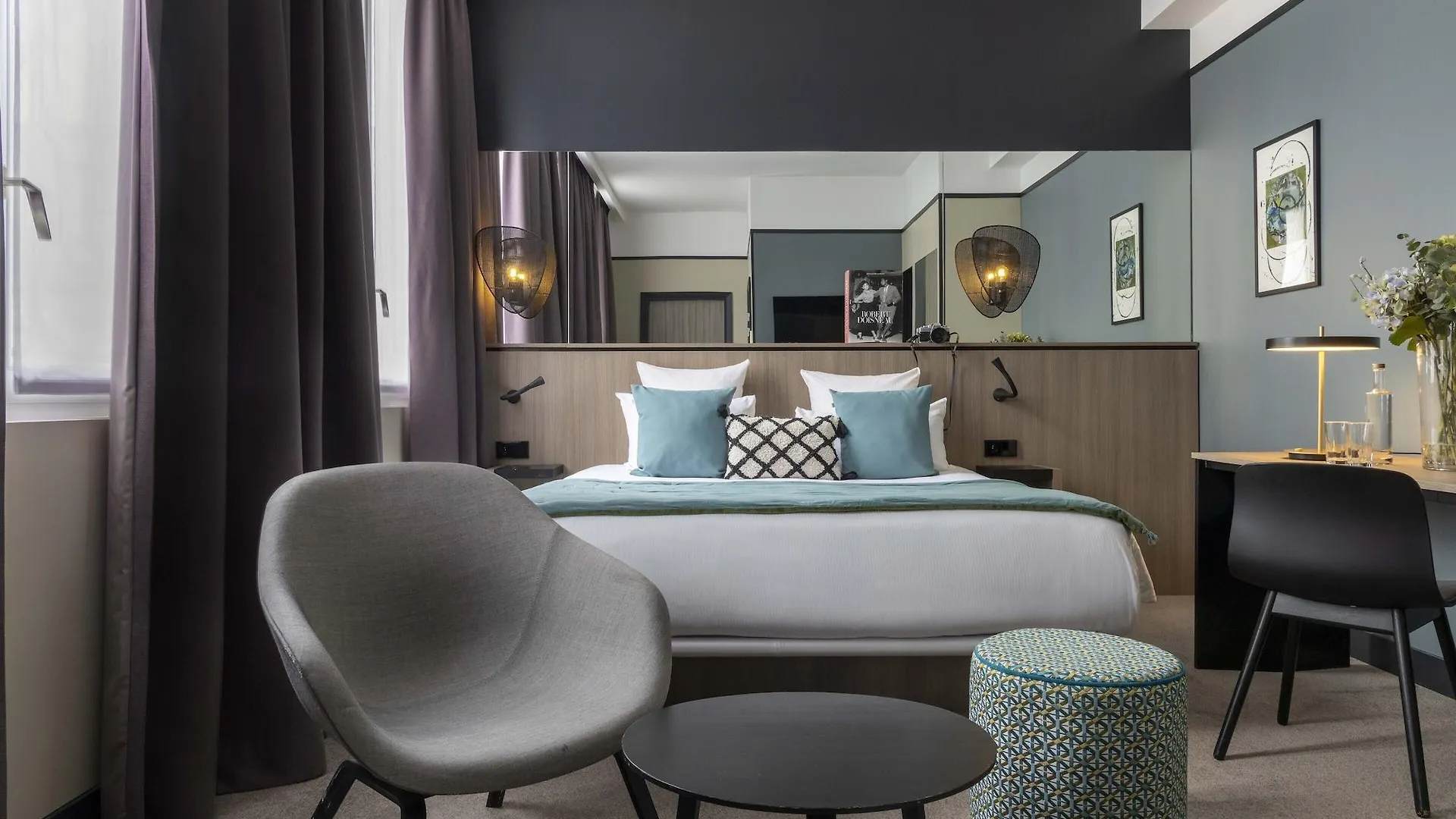 **** Hotel Hôtel Opéra Liège Paris France